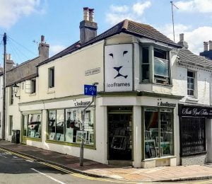 leoframes print framing and art shop