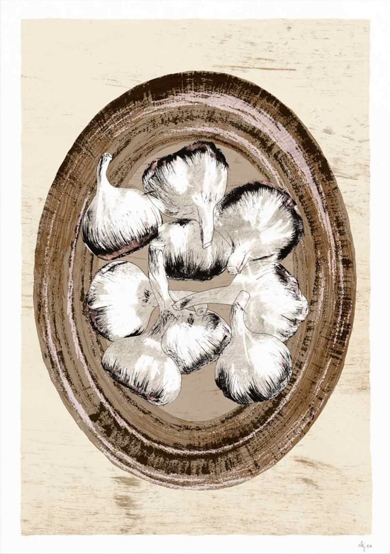 Bowl of Garlic by Alej ez